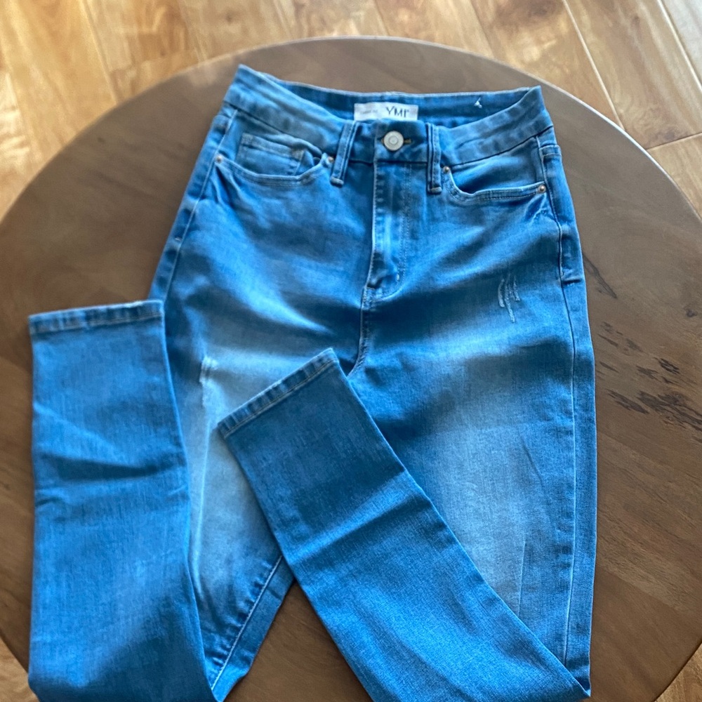 Curvy fit YMI jeans size 7/28